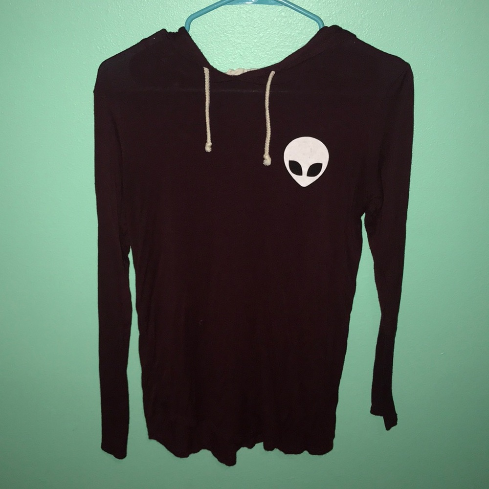 Size small alien printed long sleeve hooded shirt
